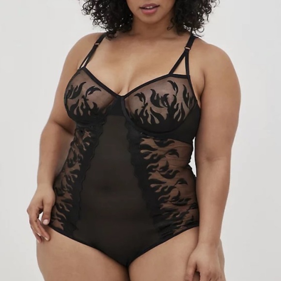 TORRID NWT UNLINED UNDERWIRE BODYSUIT - EMBROIDERED FLAMES BLACK - Picture 2 of 6